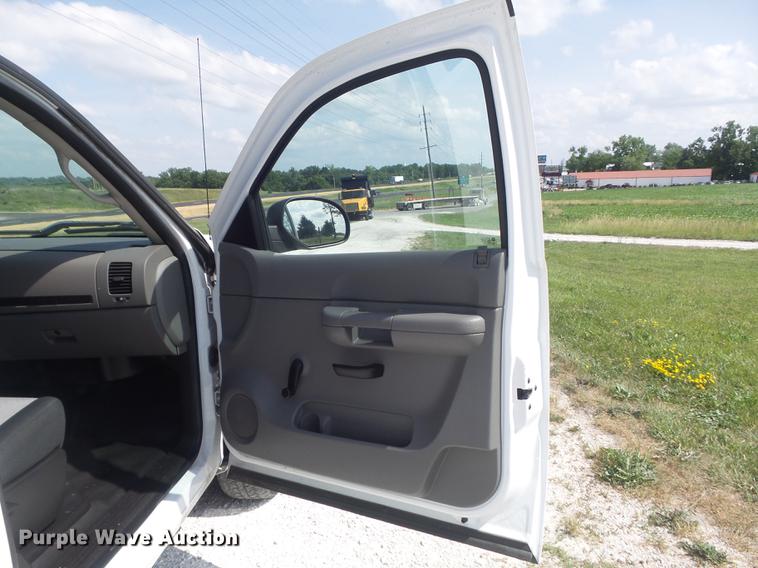 image for item DD7237 2008 Chevrolet Silverado 1500 Ext. Cab pickup truck