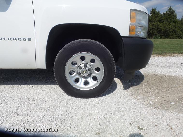 image for item DD7237 2008 Chevrolet Silverado 1500 Ext. Cab pickup truck