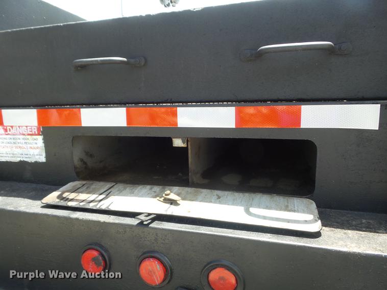 image for item DD7238 2008 Ford F550 Super Duty XL Crew Cab service truck with crane