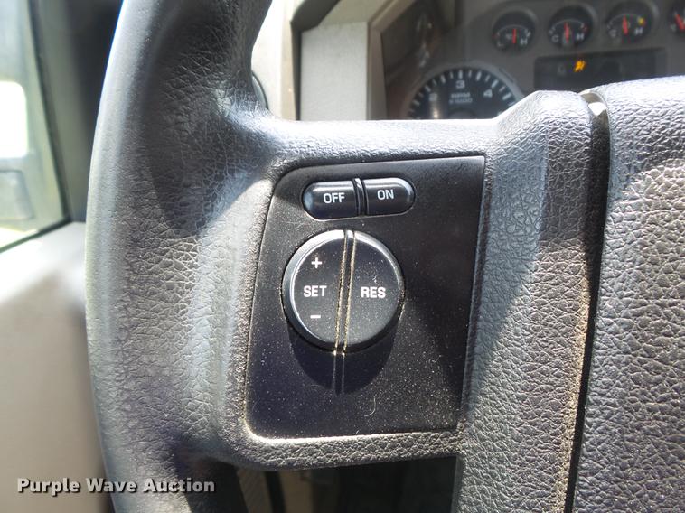 image for item DD7238 2008 Ford F550 Super Duty XL Crew Cab service truck with crane