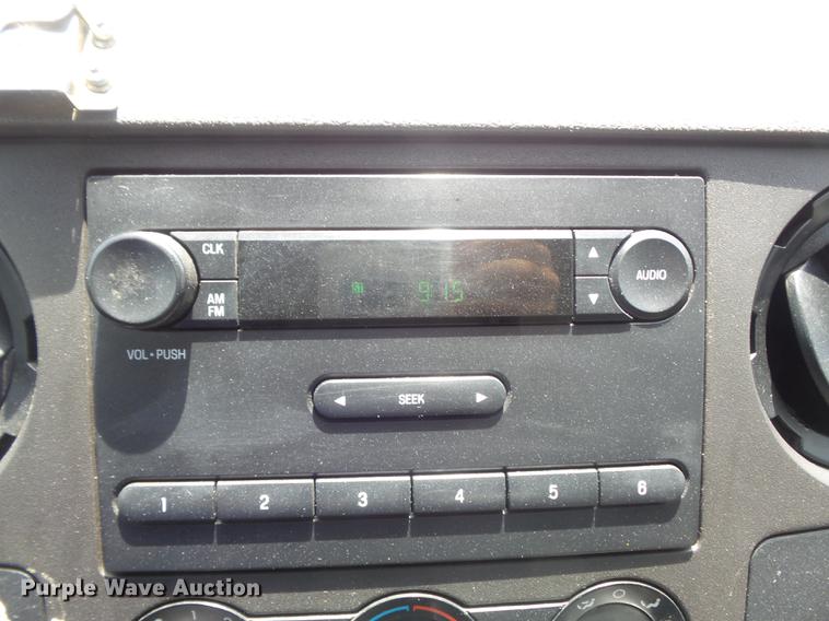 image for item DD7238 2008 Ford F550 Super Duty XL Crew Cab service truck with crane