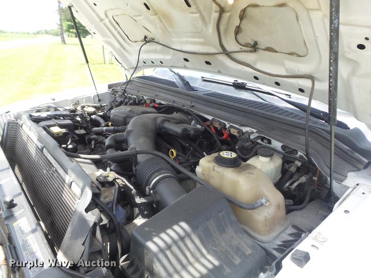 image for item DD7238 2008 Ford F550 Super Duty XL Crew Cab service truck with crane