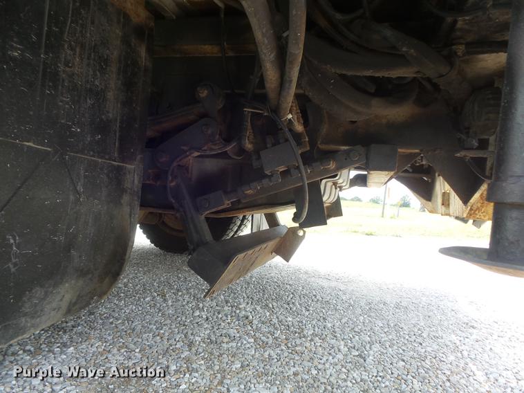 image for item DD7238 2008 Ford F550 Super Duty XL Crew Cab service truck with crane