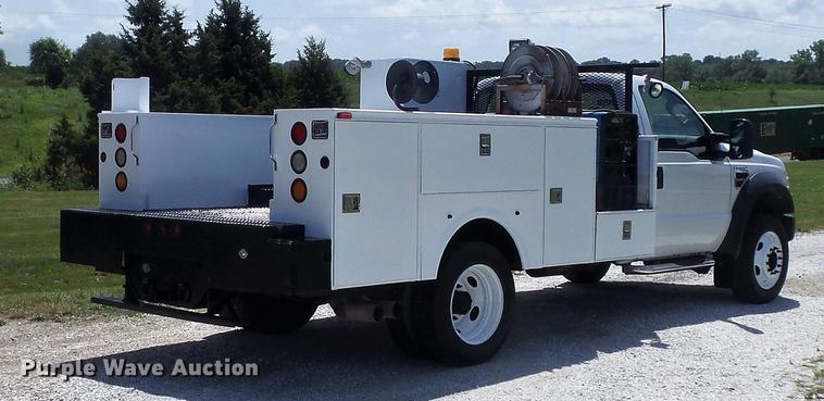 image for item DD7239 2008 Ford F550 Super Duty XL service truck