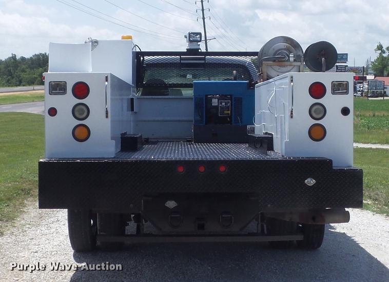 image for item DD7239 2008 Ford F550 Super Duty XL service truck