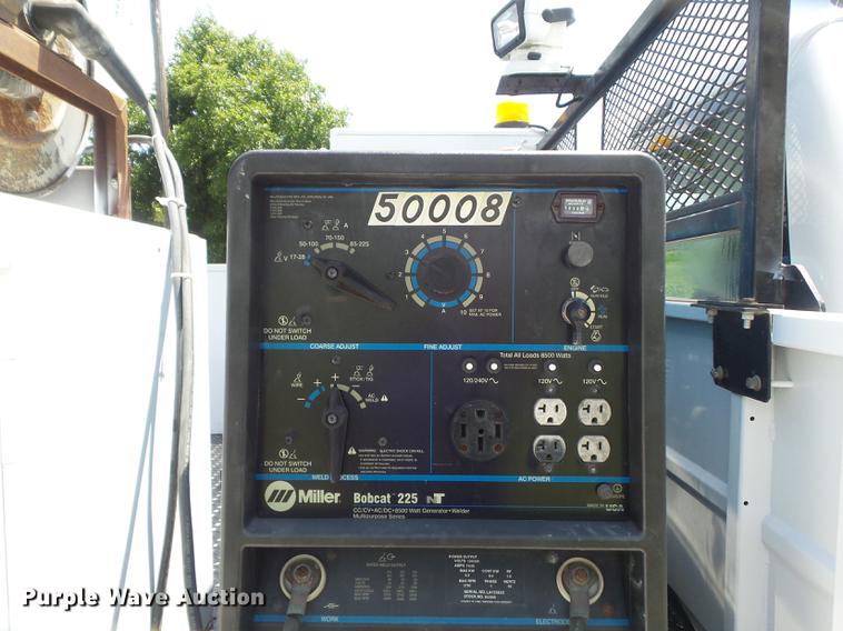 image for item DD7239 2008 Ford F550 Super Duty XL service truck