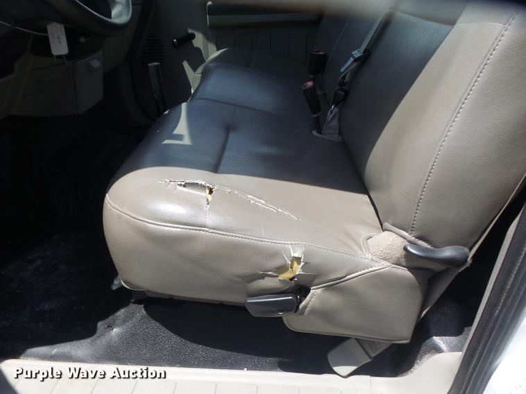 image for item DD7239 2008 Ford F550 Super Duty XL service truck