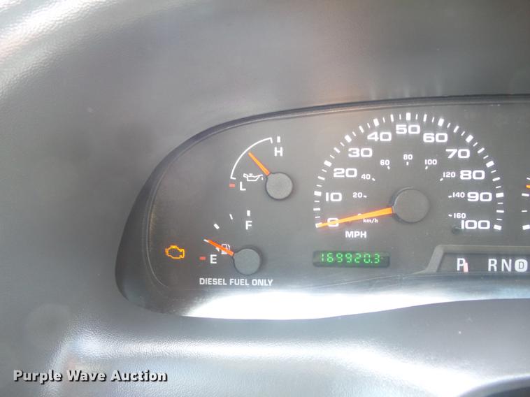 image for item DD7240 2003 Ford F350 Super Duty XLT SuperCab pickup truck