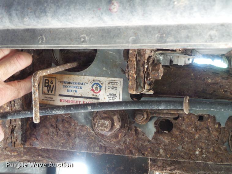 image for item DD7240 2003 Ford F350 Super Duty XLT SuperCab pickup truck