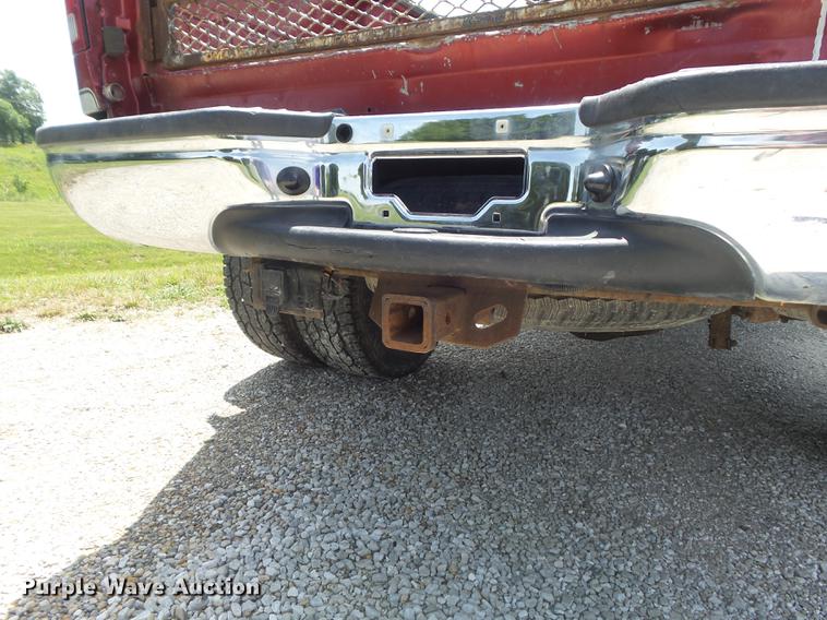 image for item DD7240 2003 Ford F350 Super Duty XLT SuperCab pickup truck