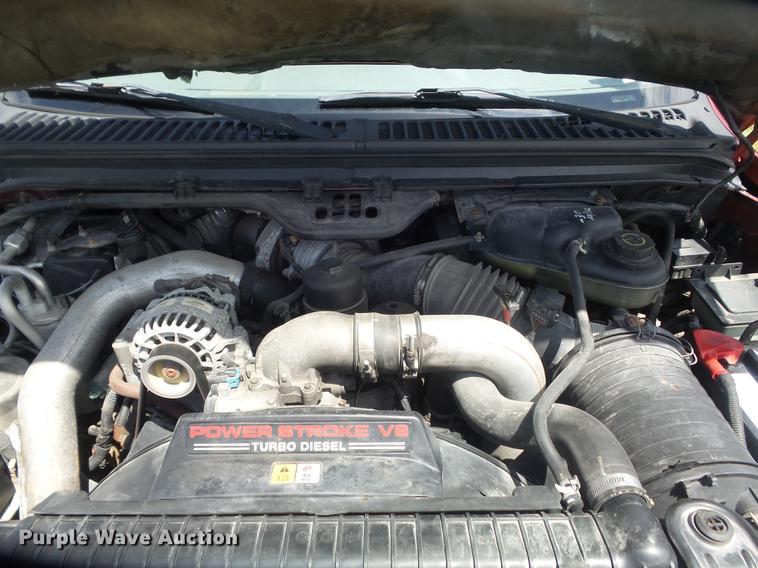 image for item DD7240 2003 Ford F350 Super Duty XLT SuperCab pickup truck