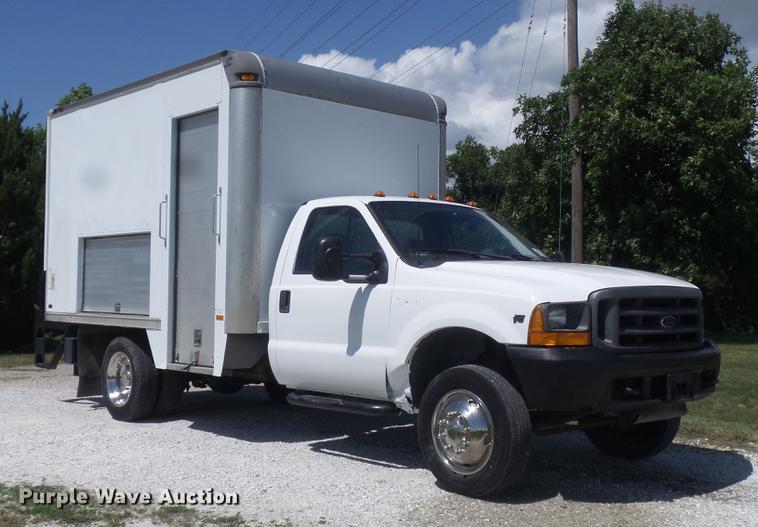image for item DD7242 2000 Ford F550 service truck