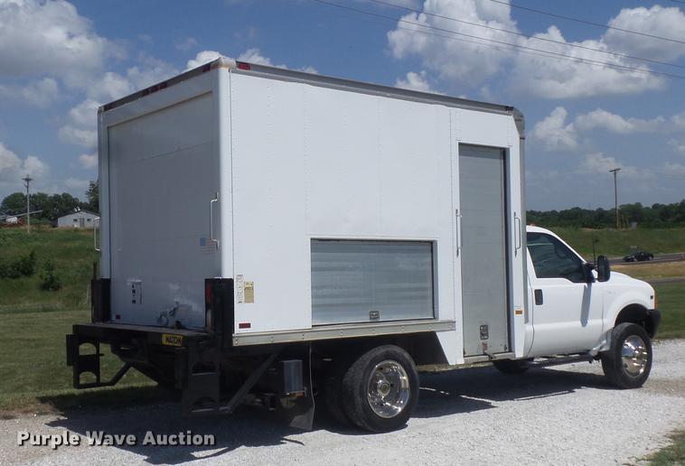 image for item DD7242 2000 Ford F550 service truck