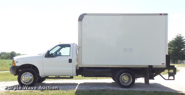 image for item DD7242 2000 Ford F550 service truck