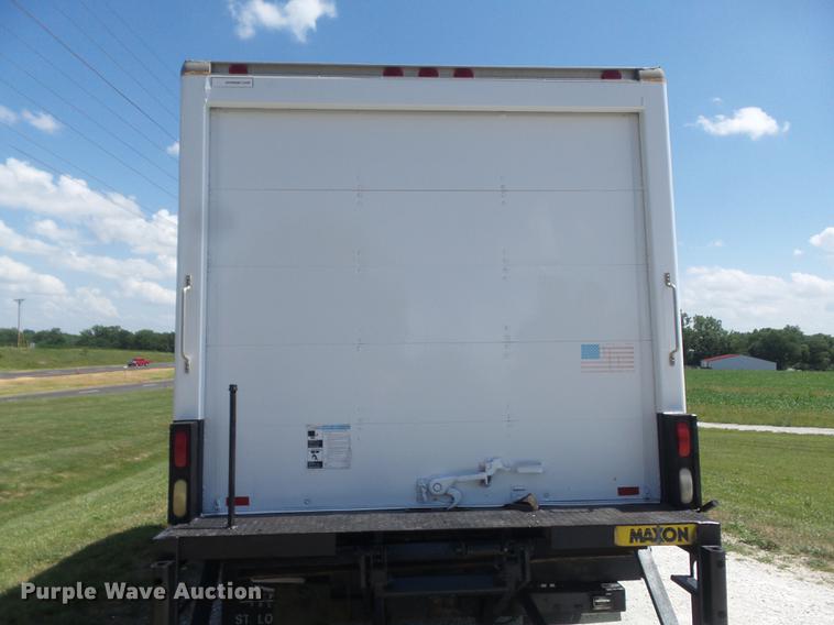 image for item DD7242 2000 Ford F550 service truck