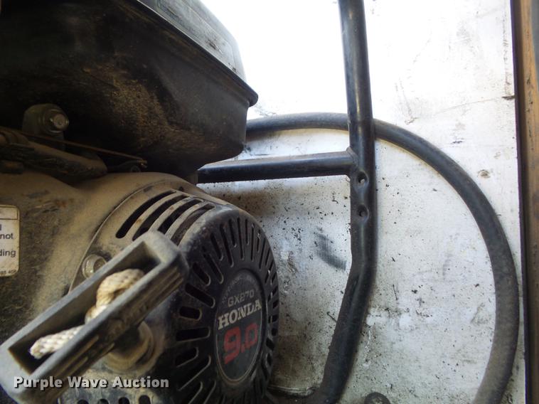 image for item DD7242 2000 Ford F550 service truck