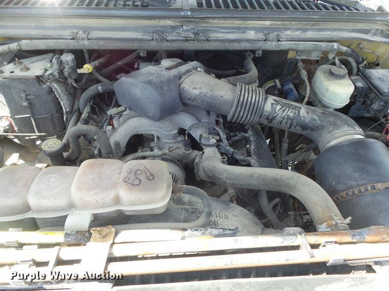 image for item DD7242 2000 Ford F550 service truck