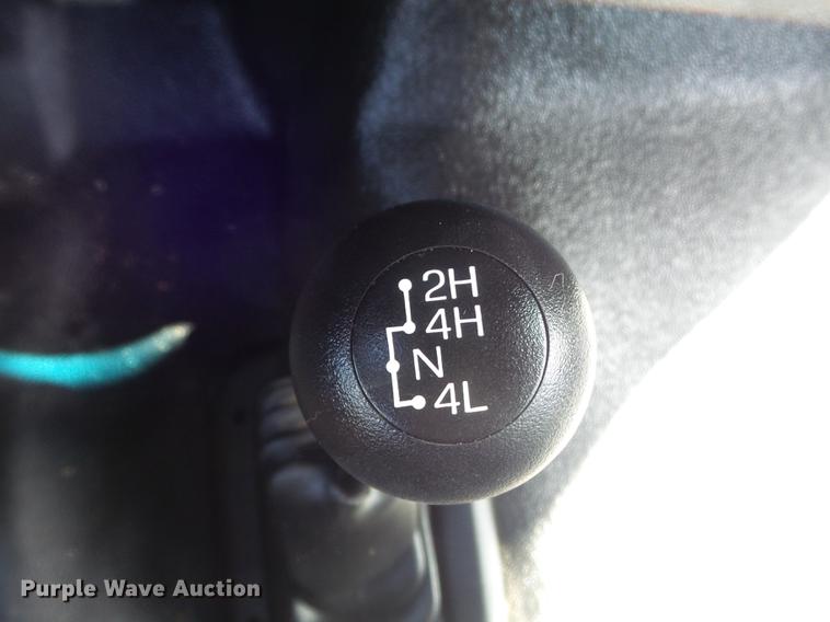 image for item DD7243 1999 Ford F350 Super Duty XL Crew Cab pickup truck