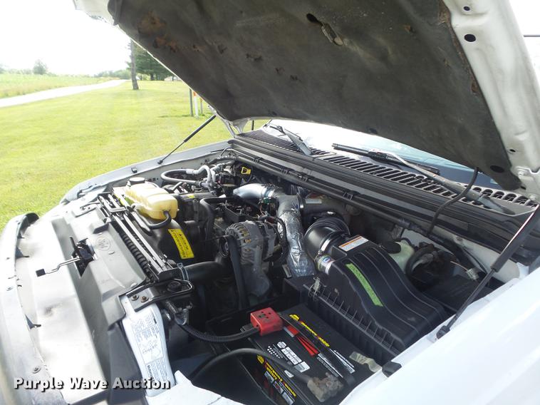 image for item DD7243 1999 Ford F350 Super Duty XL Crew Cab pickup truck