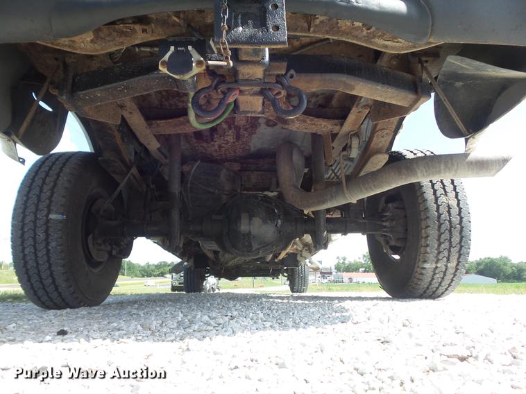 image for item DD7243 1999 Ford F350 Super Duty XL Crew Cab pickup truck