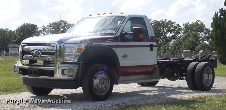 image for item DD7244 2011 Ford F450 Super Duty XLT truck cab and chassis