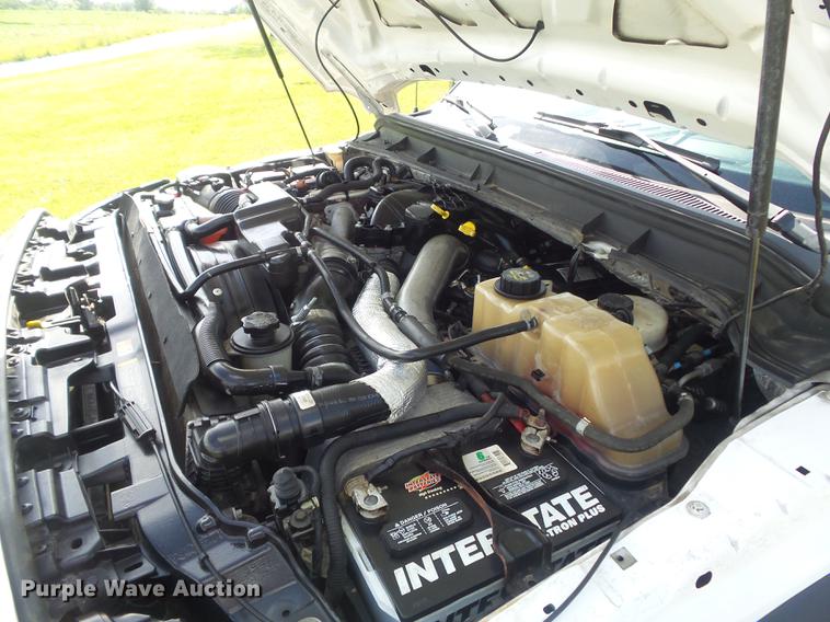 image for item DD7244 2011 Ford F450 Super Duty XLT truck cab and chassis