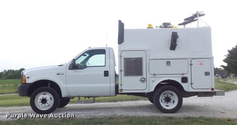 image for item DD7245 2000 Ford F450 Super Duty XL utility bed pickup truck