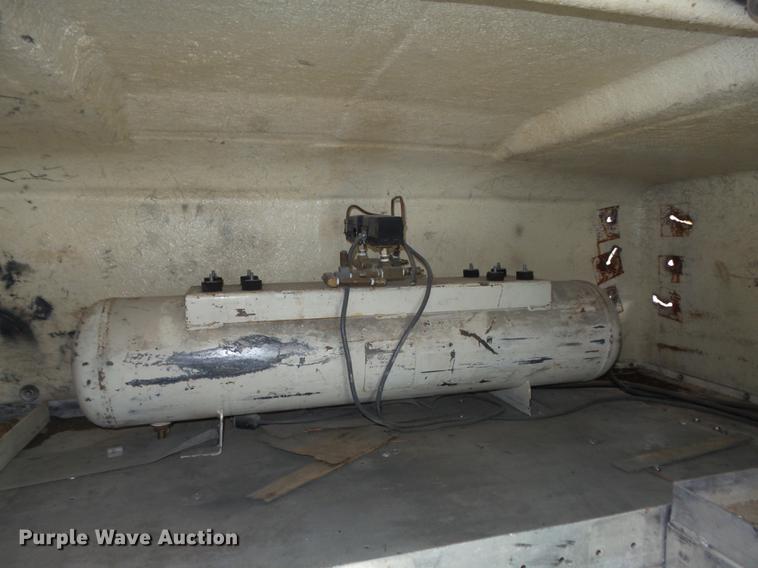 image for item DD7245 2000 Ford F450 Super Duty XL utility bed pickup truck