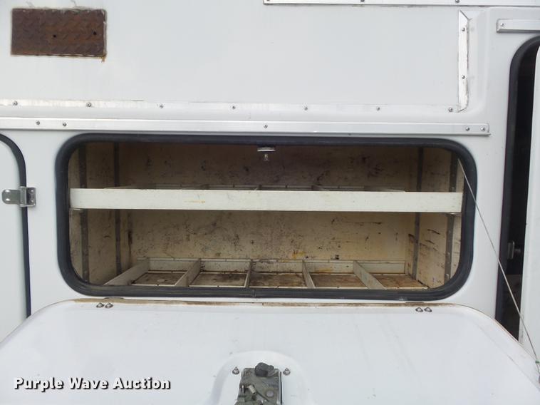 image for item DD7245 2000 Ford F450 Super Duty XL utility bed pickup truck