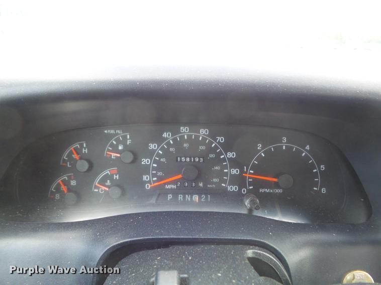 image for item DD7245 2000 Ford F450 Super Duty XL utility bed pickup truck