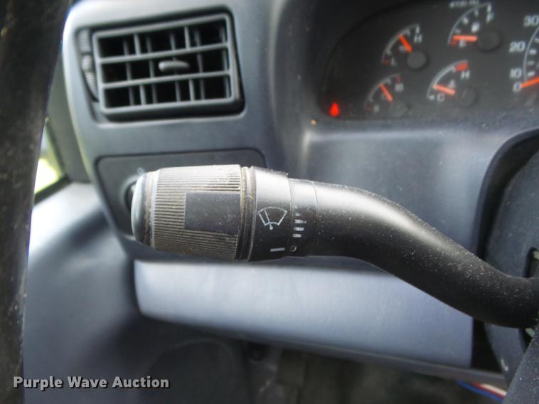 image for item DD7245 2000 Ford F450 Super Duty XL utility bed pickup truck