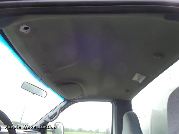 image for item DD7245 2000 Ford F450 Super Duty XL utility bed pickup truck