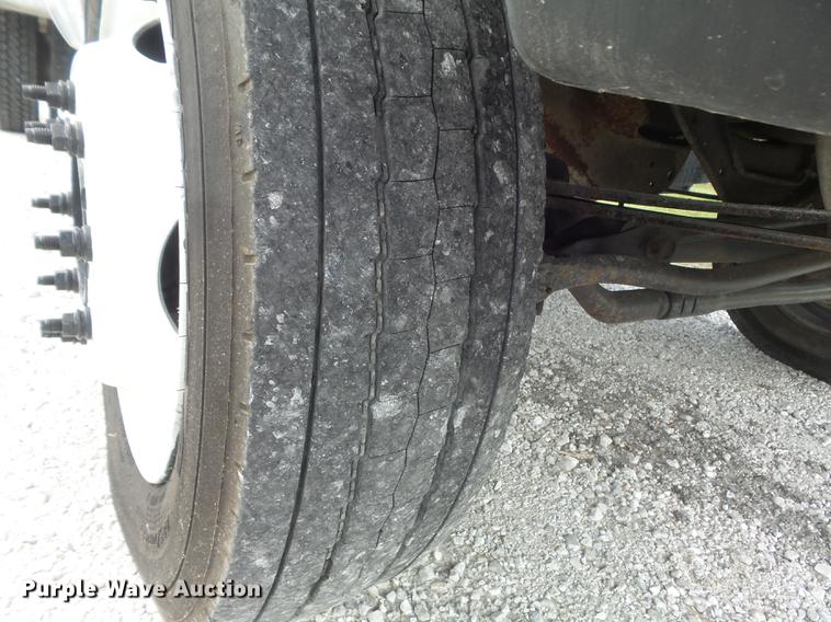 image for item DD7245 2000 Ford F450 Super Duty XL utility bed pickup truck