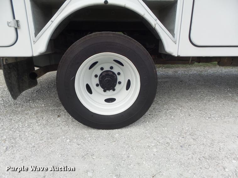 image for item DD7245 2000 Ford F450 Super Duty XL utility bed pickup truck