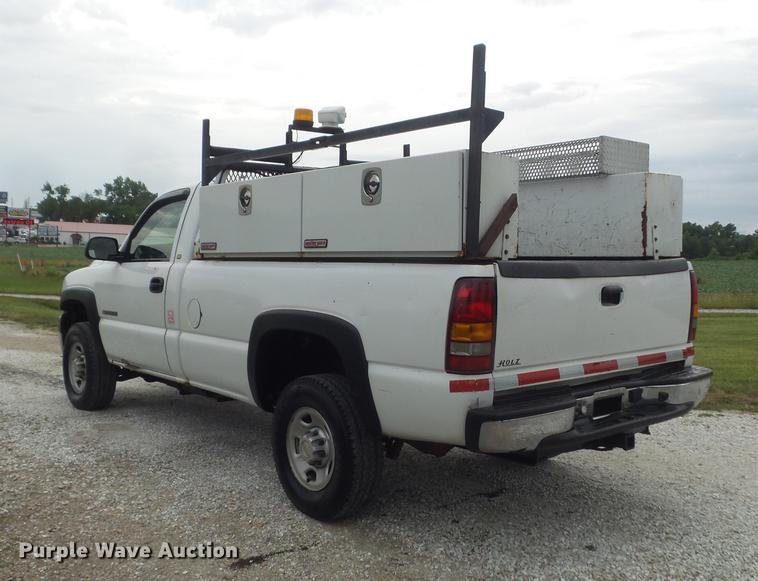 image for item DD7247 2002 Chevrolet Silverado 2500HD pickup truck