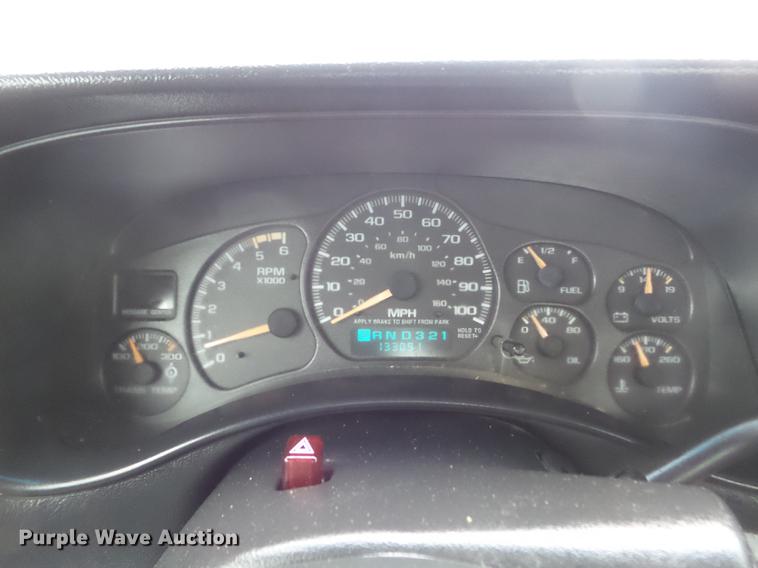 image for item DD7247 2002 Chevrolet Silverado 2500HD pickup truck