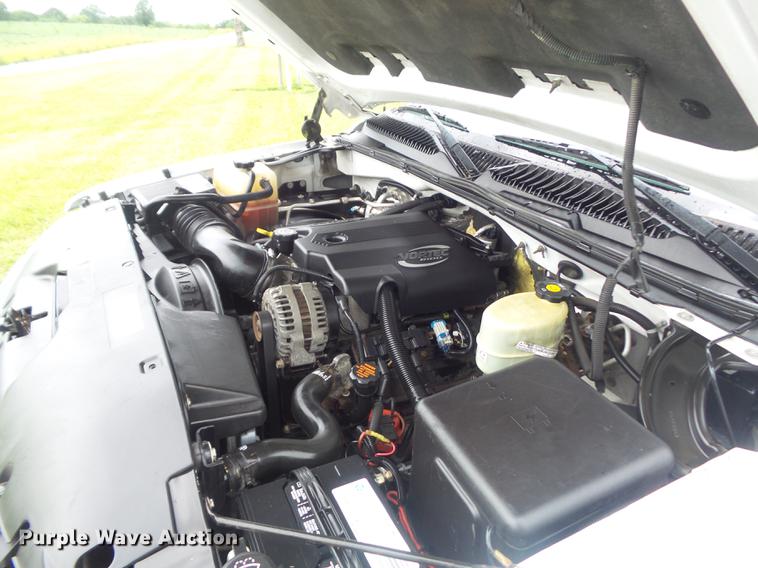 image for item DD7247 2002 Chevrolet Silverado 2500HD pickup truck