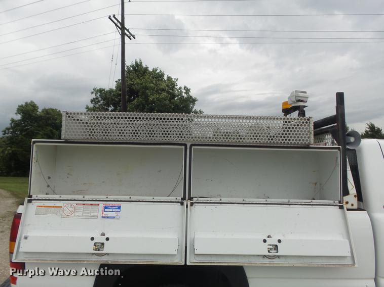 image for item DD7247 2002 Chevrolet Silverado 2500HD pickup truck