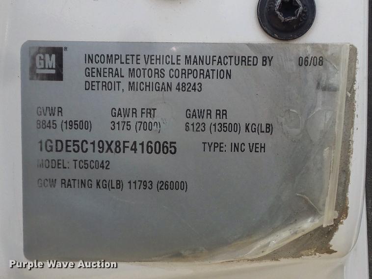 image for item DD7249 2008 GMC C5500 flatbed truck