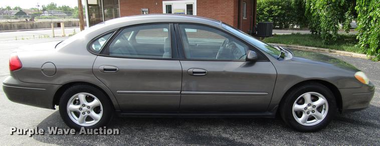 image for item DD7498 2003 Ford Taurus SES