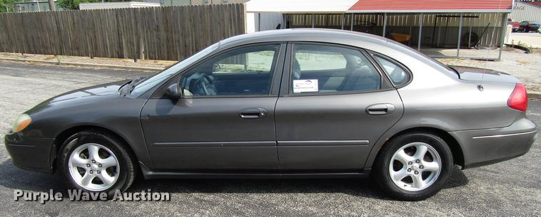image for item DD7498 2003 Ford Taurus SES