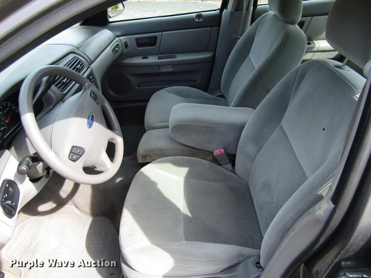image for item DD7498 2003 Ford Taurus SES