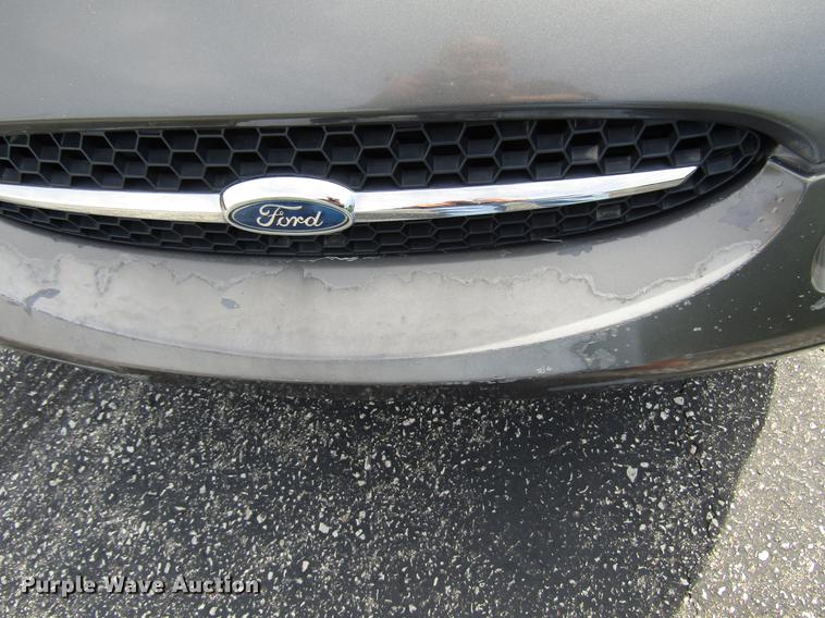image for item DD7498 2003 Ford Taurus SES