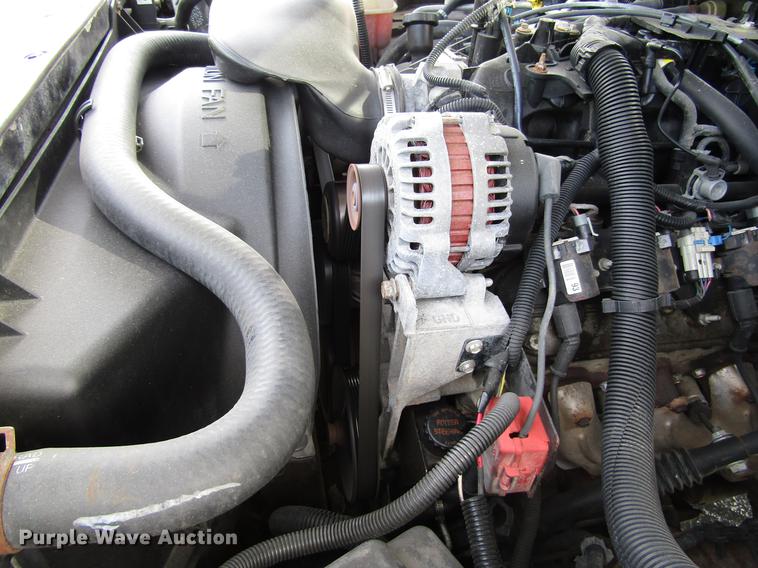 image for item DD7501 2002 Chevrolet Silverado 1500 LS Ext. Cab pickup truck