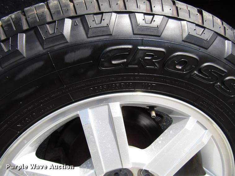 image for item DD7501 2002 Chevrolet Silverado 1500 LS Ext. Cab pickup truck