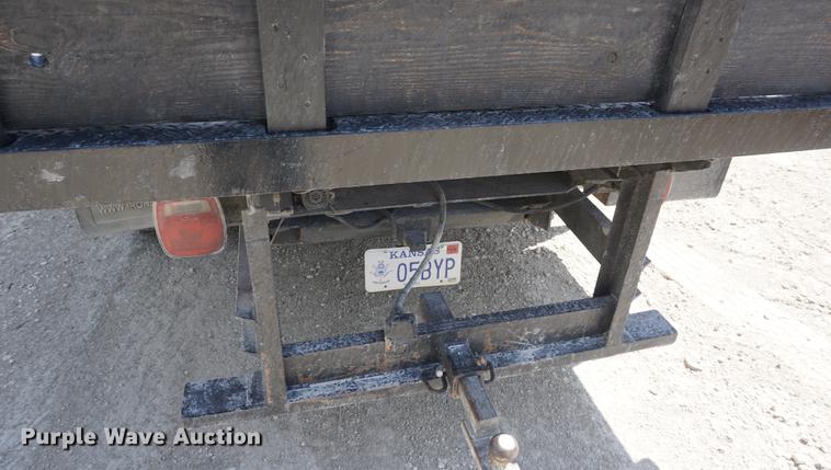 image for item DD7716 1994 Chevrolet 3500HD flatbed pickup truck