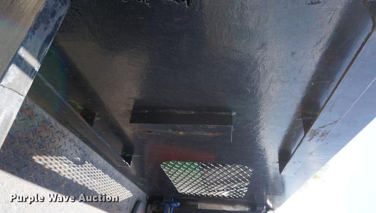 image for item DD7716 1994 Chevrolet 3500HD flatbed pickup truck