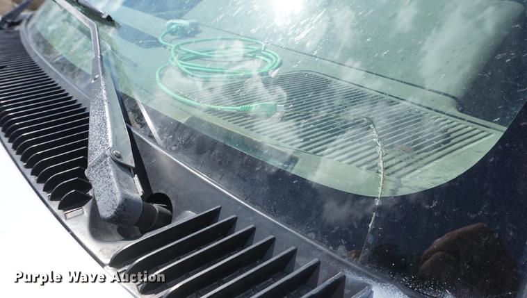 image for item DD7716 1994 Chevrolet 3500HD flatbed pickup truck