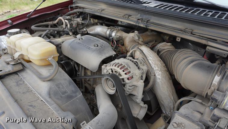 image for item DD7727 2002 Ford F250 Super Duty Lariat Crew Cab pickup truck