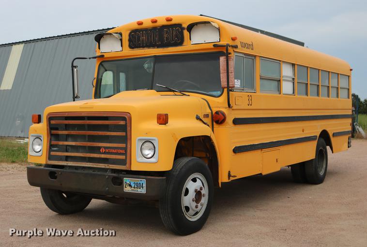 image for item DD8285 1987 International S1853 Ward SS-20 school bus